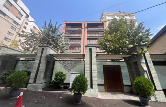 فرمانیه شرقی مهماندوست 238متر 3خواب مدرن