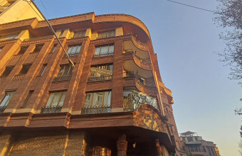 نیاوران 270متر 3خواب فول امکانات