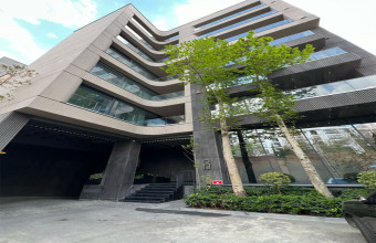 نیاوران250متر 3خواب فول امکانات