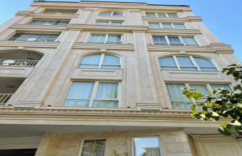 چیذر خیابان پارس 247متر 3خواب مستر تک واحدی