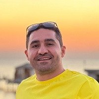 آقای میلاد مسافرین